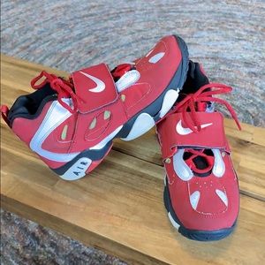 Nike Diamond Turf II youth size 5